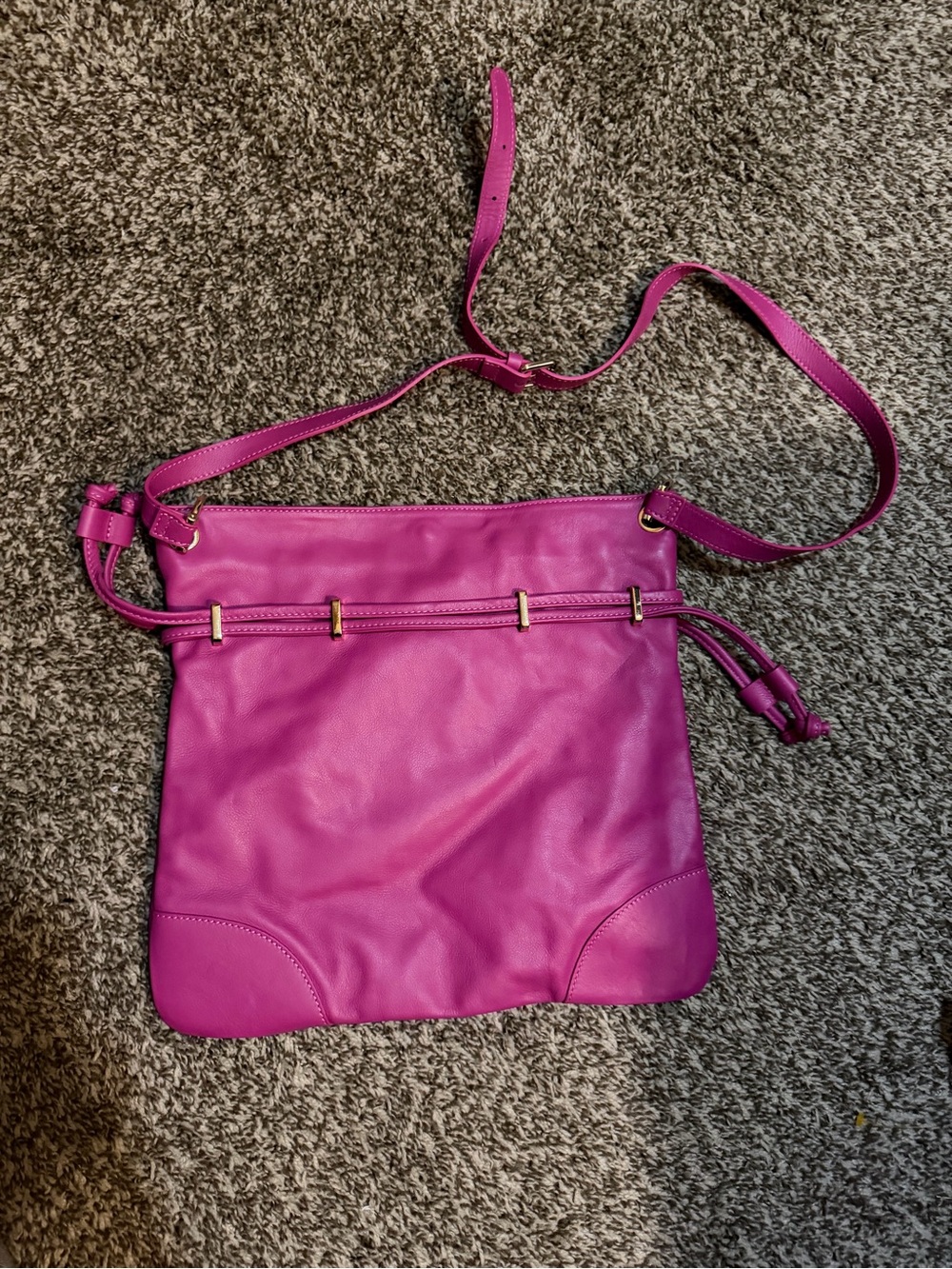 Valentina Fiore Women’s Crossbody Bag in Fuchsia Pink